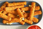 23596-fried-mozzarella-cheese-sticks-DDMFS-4x3-842a0eaebf6b435a8d3a8b04325e13eb